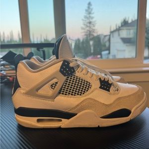 AIR JORDAN 4 RETRO 'MILITARY BLACK